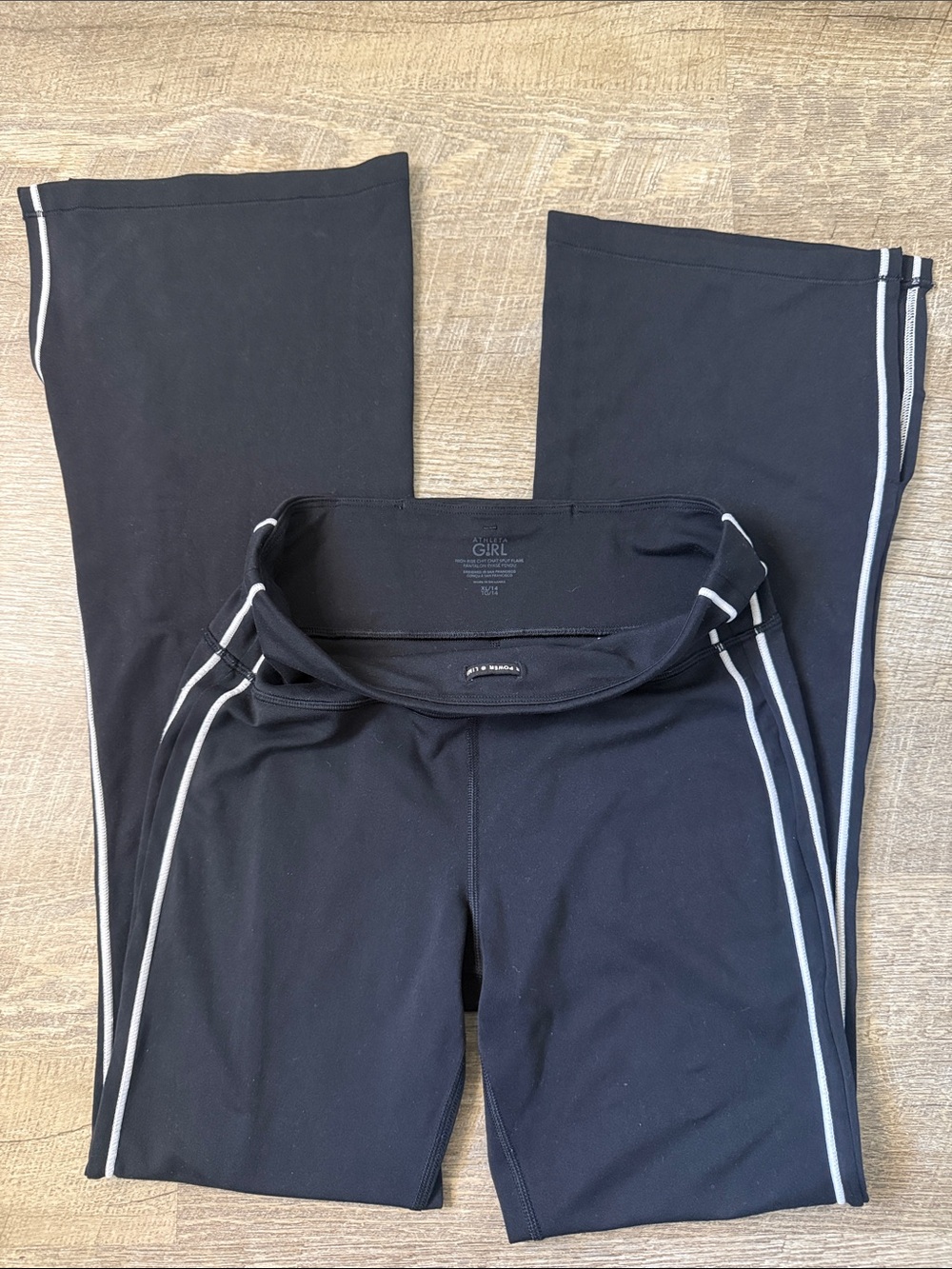Athleta Girl Black and White High Rise Chit Chat Split Flare Size XL / 14